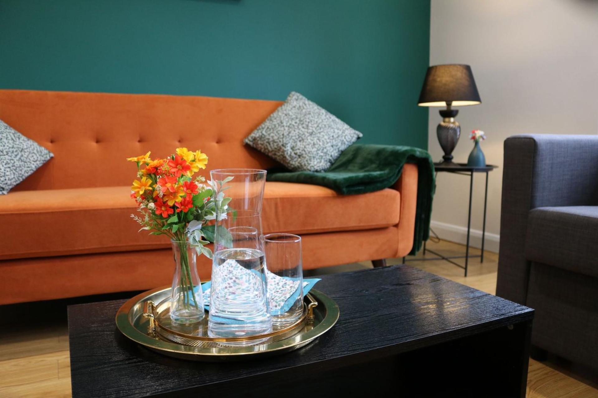 Rooms In Stylish House Milton Keynes Exteriör bild